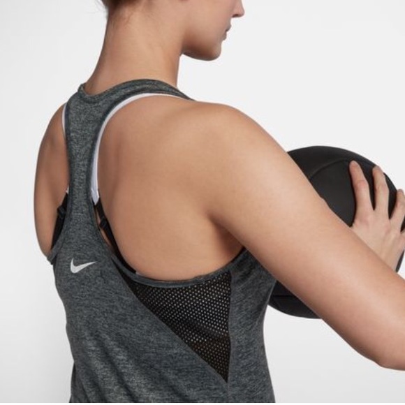 Nike Bundle - Bra, Tank, Tights - Picture 4 of 8